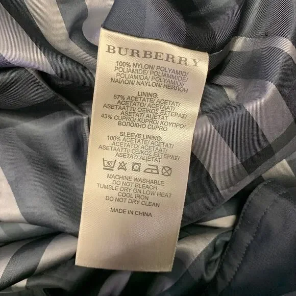 BURBERRY LONDON Chest Size Size M Trenchcoat